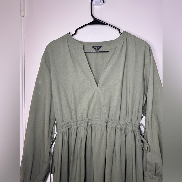 Rails Green Maple Olive Smoke Long Sleeve V Neckline Midi Dress Size Medium - Picture 4 of 16